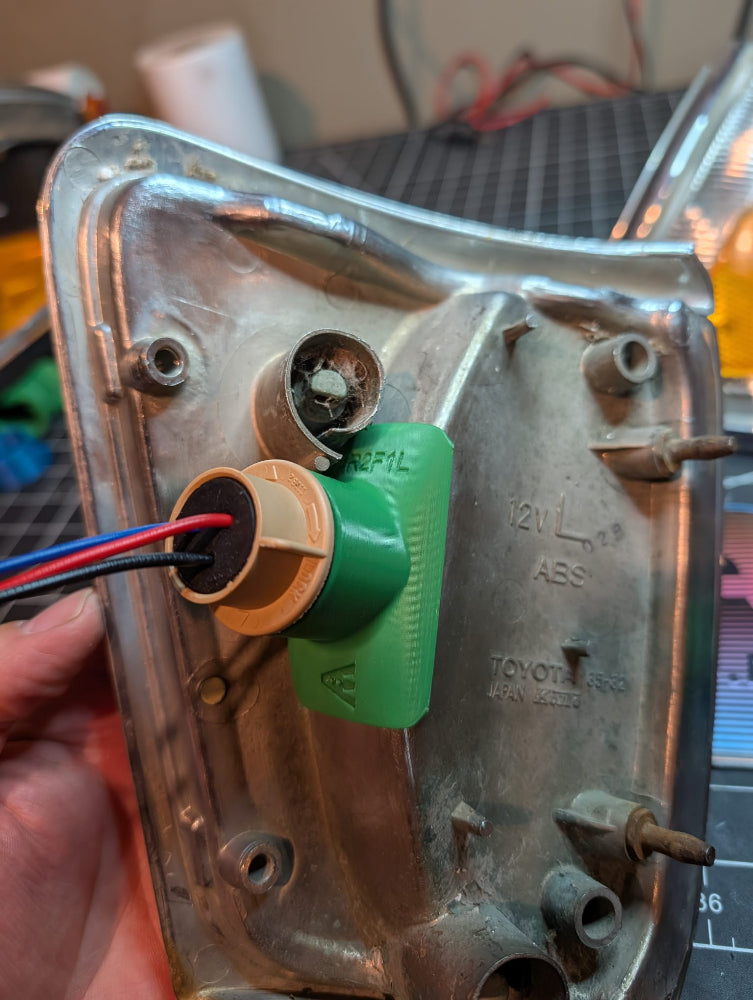 1989-1991 4runner pickup 7443 corner marker socket bulb upgrade installed
