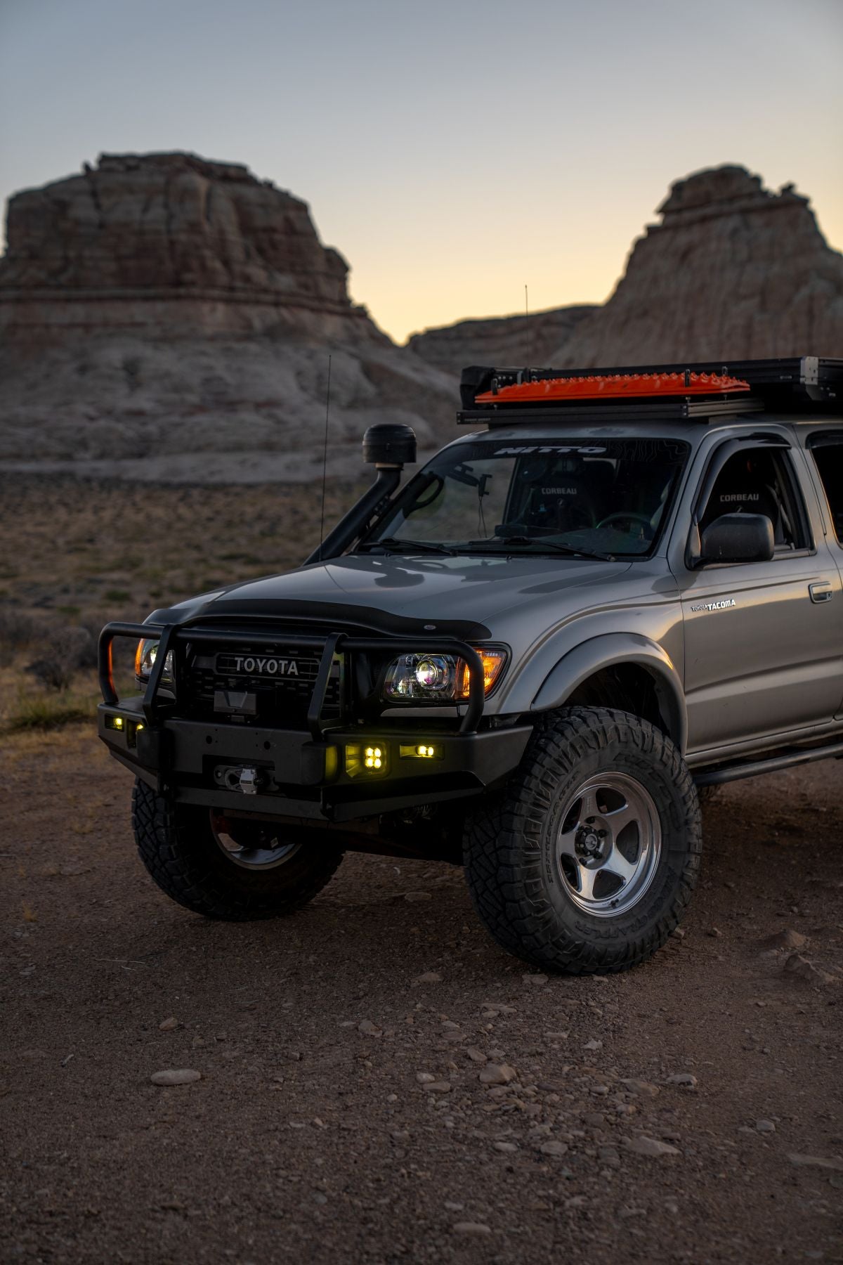 Aptomo Beacon+ Kit – Bumper Fog Light Mount for ARB - Rectangular Style