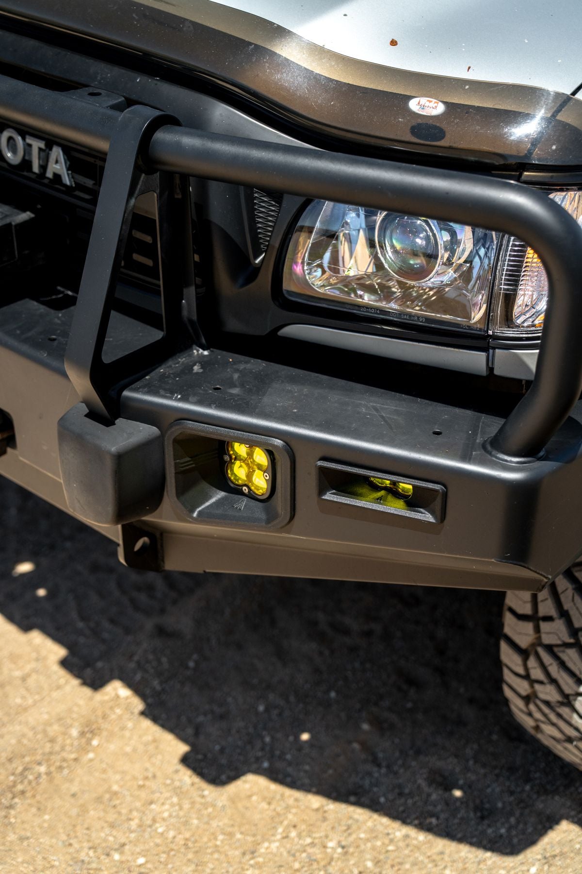 Aptomo Beacon+ Kit – Bumper Fog Light Mount for ARB - Rectangular Style